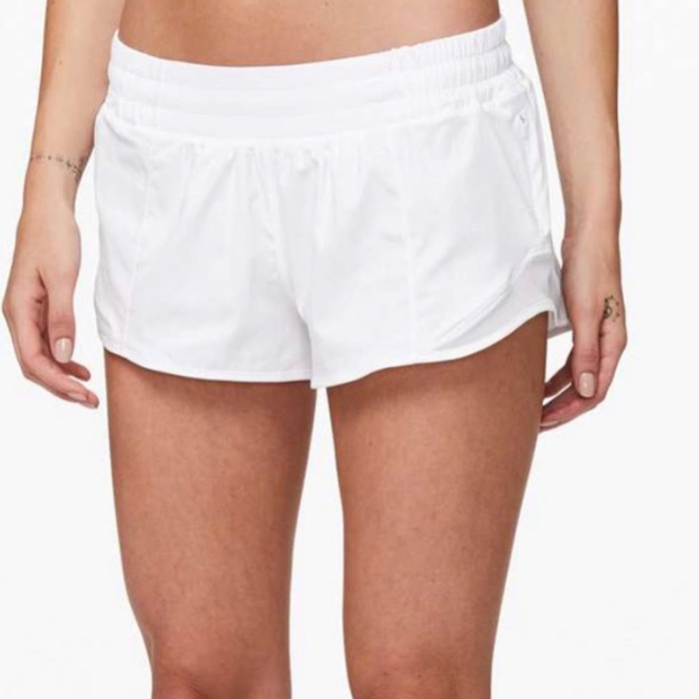 HOTTY HOT LULU LEMON SHORTS